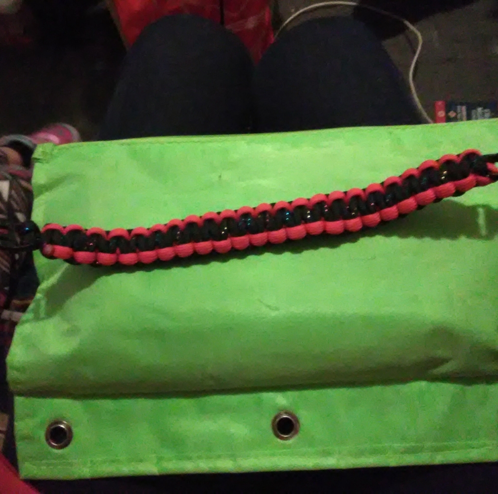 Paracord bracelet